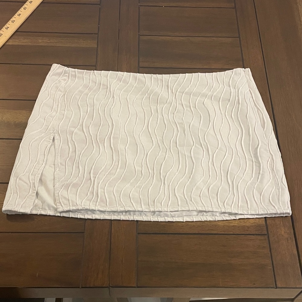 Princess Polly - Womens White Short Skirt With Size Zipper - Size 10